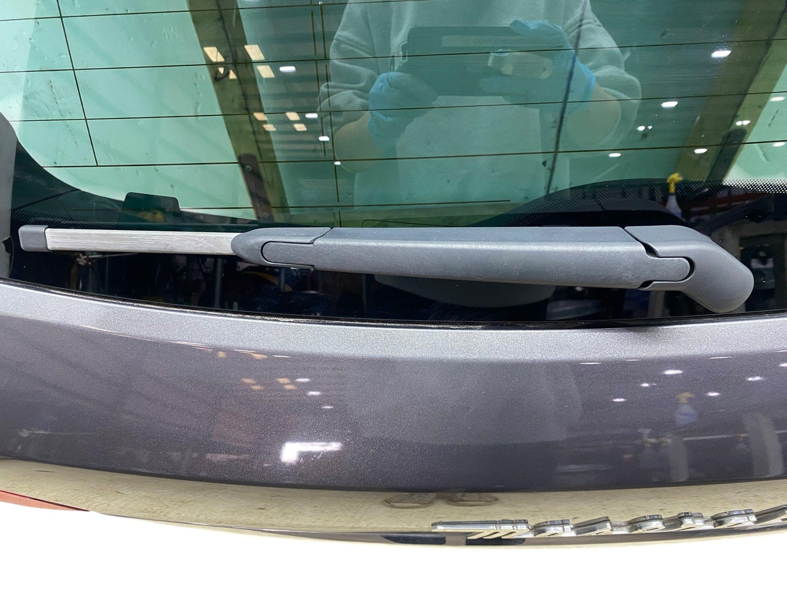 2017-2024 MASERATI LEVANTE M161 REAR TRUNK HATCH LID LIFTGATE ASSEMBLY W/ CAMERA