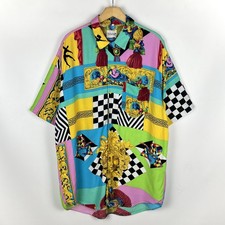 Camisa abotonada vintage United Colours Of Benetton Crazy Art años 90’s 100 % viscosa
