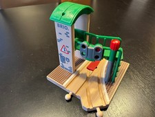 Brio Holzeisenbahn Stellwerk, Signalbox mit Weiche