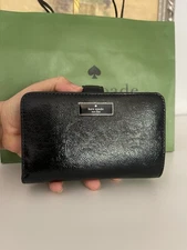 NWT KATE SPADE Bridget Patent Medium Compact Bifold Wallet Black