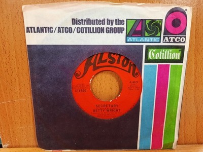 45 / Betty Wright / 1974 / Secretary / Value Your Love