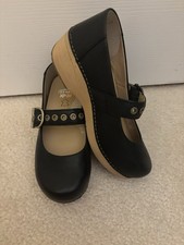 Dansko XP 2.0 Mary Jane Women's Clogs, Black, Size 36