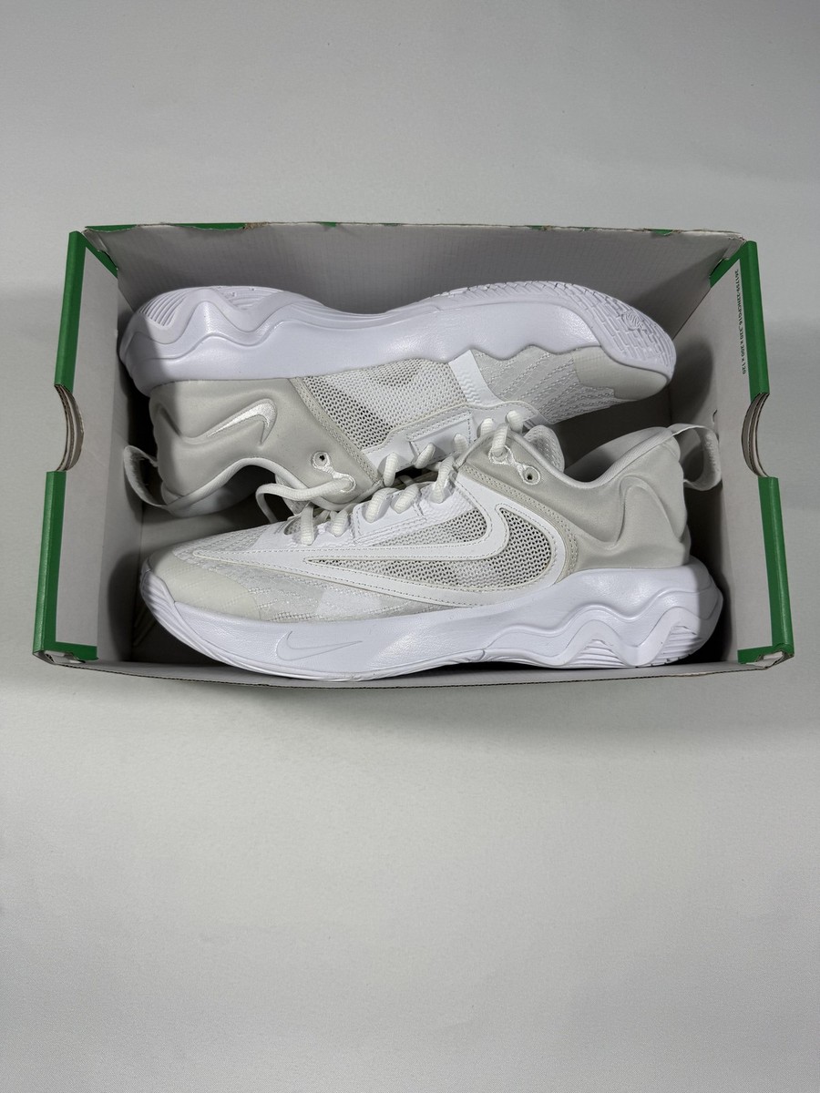New Nike Giannis Immortality 3 Shoes Mens Size 8.5 White