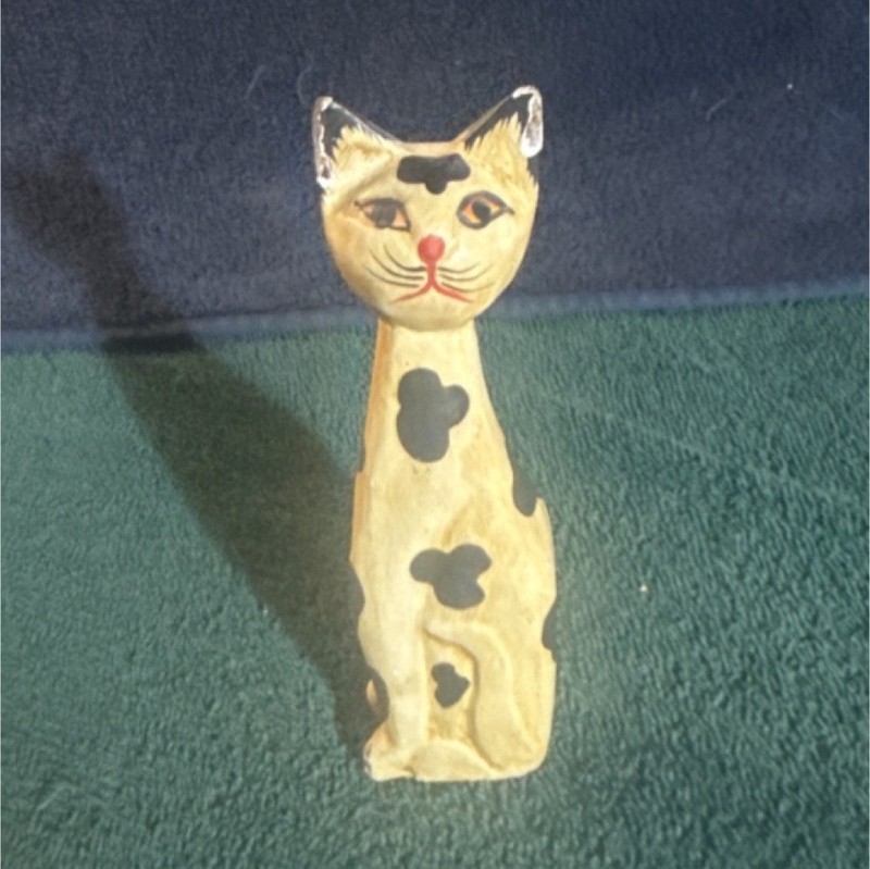 Hand Carved Hand Painted Spotted Cat Figurine Wood Decor Collectible