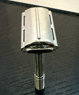 Vintage Gillette Slim Adjustable Safety Razor/1962 H4