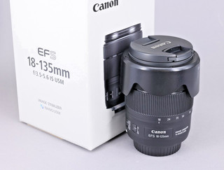 Canon EF S 18 135mm f/3.5 5.6 IS USM Lens (1276C005)