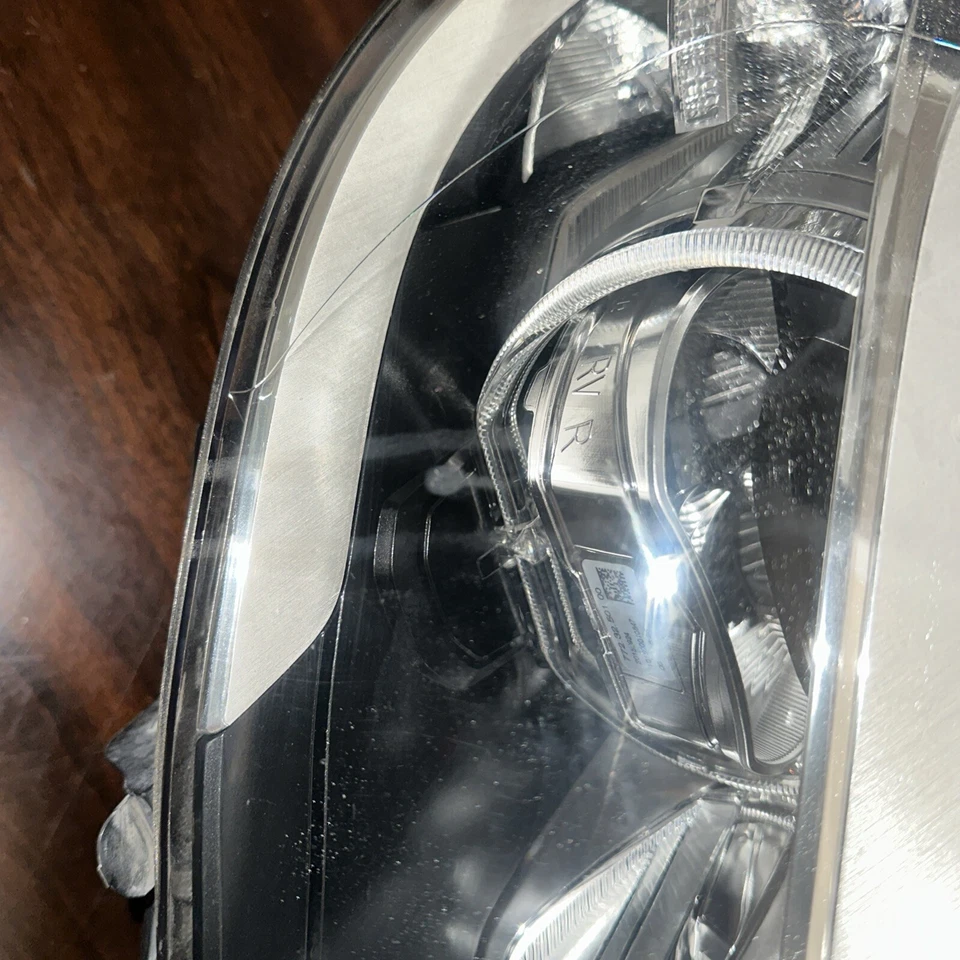 BMW 750i 2016 2017 2018 2019 LED sin faro de diseño de halo derecho usado OEM usado Foto 2 de 4