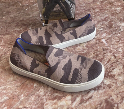 Rothys Women's Taupe Camo Slip On Sneakers Shoes Size EUC! $190