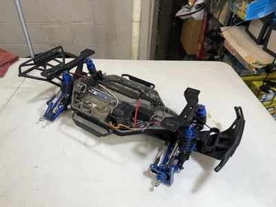 Traxxas Slash 4x4 Roller - image 1 of 4