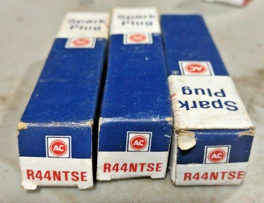 Spark Plug-Conventional ACDelco R44NTSE LOC-132B Lot of 3
