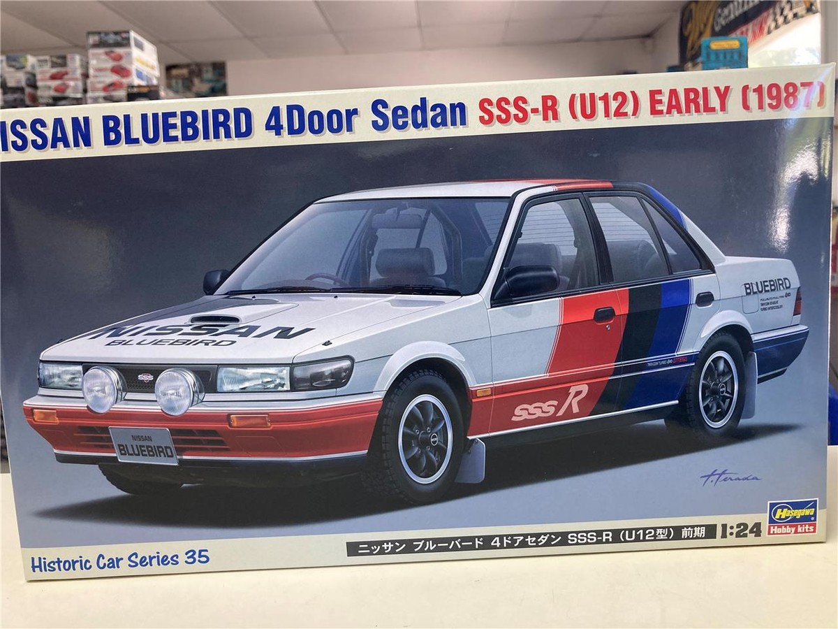 Hasegawa 21135 Nissan Bluebird 4 door sedan SSS-R (U12) Early