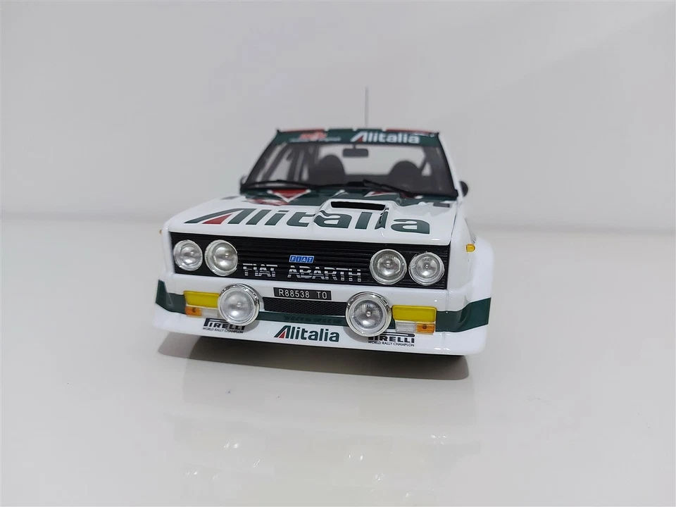 FIAT 131 ABARTH ALITALIA - Rally Portogallo 1978 #1 Munari - Kyosho 1/18 - Immagine 3 di 4