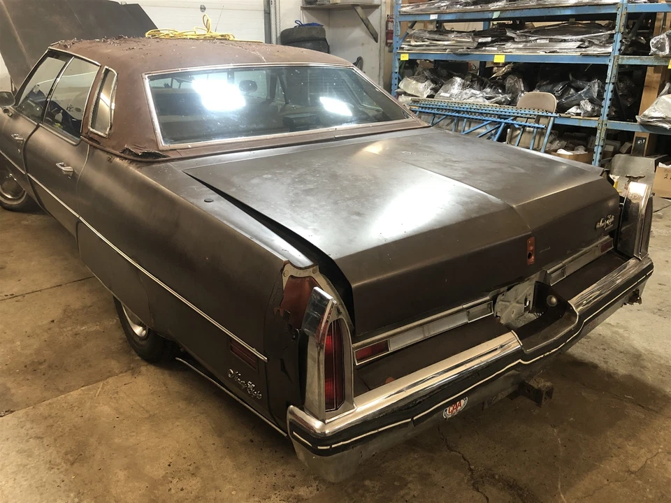 LOWER VINYL ROOF TRIM MOLDING SET 4 PCS 4-DOOR 1975 76 OLDSMOBILE 98 75ON1-8T7 - Image 3 of 4