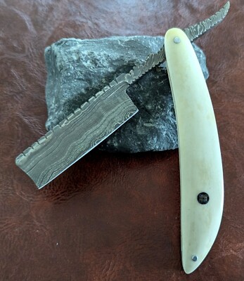 DAMASTMESSER  '' RASIERMESSER  ''  TASCHENMESSER DAMAST 256 LAGEN KAMELKNOCHEN 001