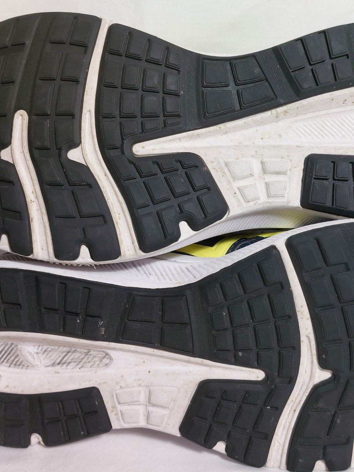 Unisex Kid's Jolt 3 GS Grade School Asics Blue Yellow Sneakers Running Size 7 thumbnail 10