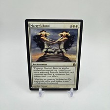 Martyr's Bond Commander 2011 19/318 Regular Rare MTG NM