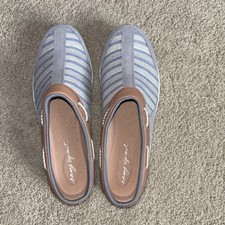 Easy Spirit Blue/white Stripe Travel time Slip On Shoes, New, Size 11