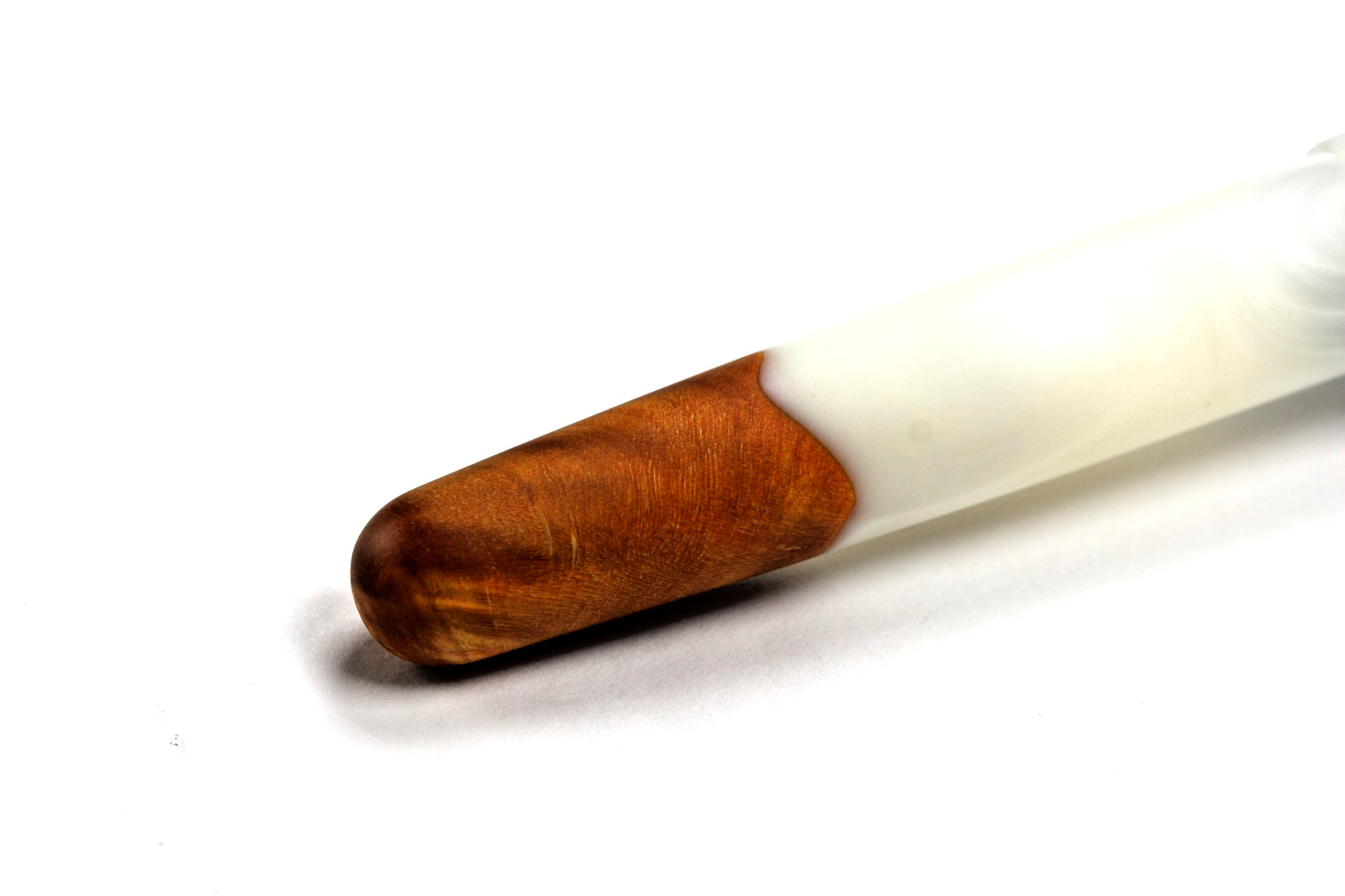 Conklin 1898 Limited Edition Spectra Fusion Fountain Pen in White 14K Medium Nib