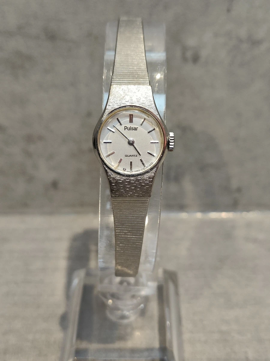 Montre Femme Pulsar à Quartz - Cadran Noir, Boîtier Acier Argenté, Bracelet Acier, Occasion