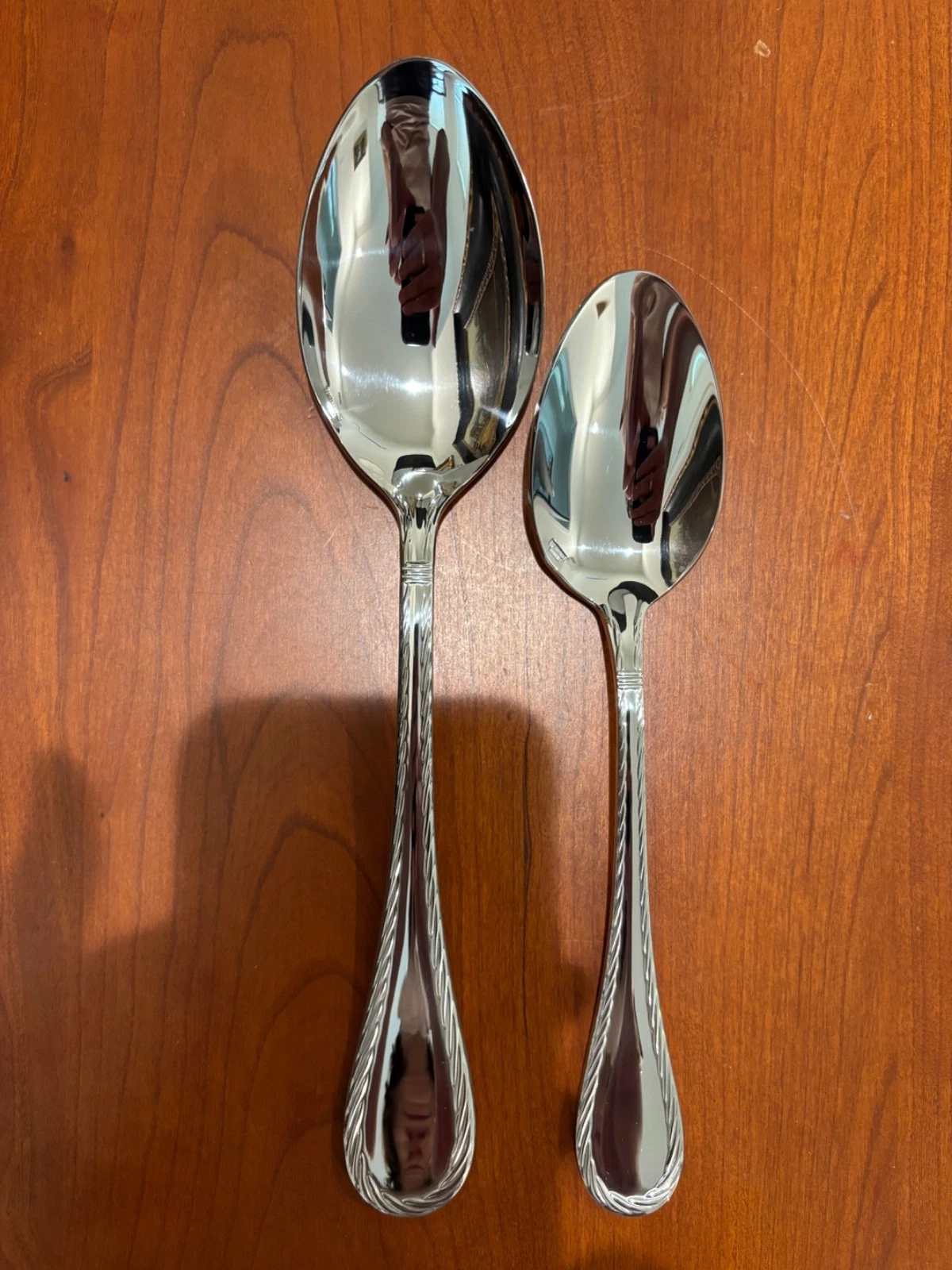Guy Degrenne CROISIERE - lot of 2 serving spoons- NEW