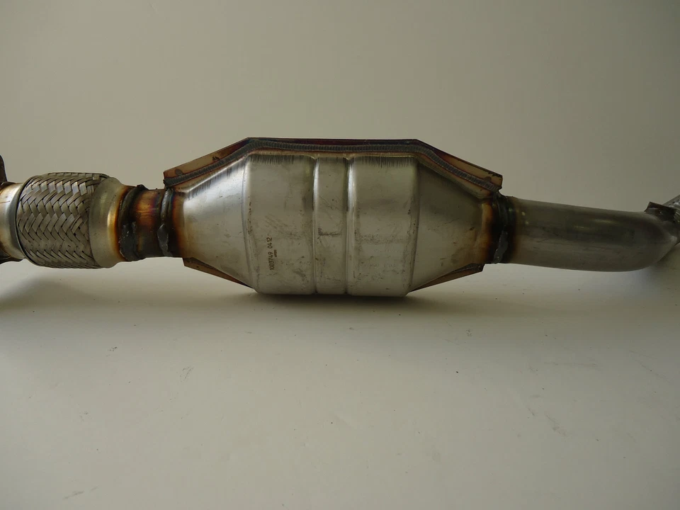2000 Chrysler Grand Voyager 3.0L V6 Catalytic Converter Foto 4 de 4