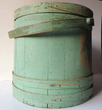 Antique Green Painted Wood Firkin with Cover & Wood Handle 14"