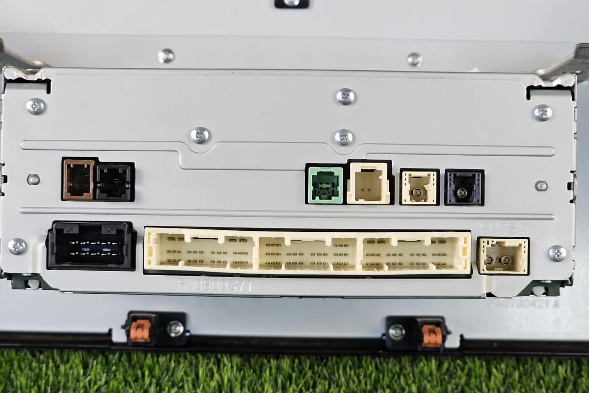 Toyota Tundra 2023 JBL Siruis XM HD Radio Gracenote Head unit