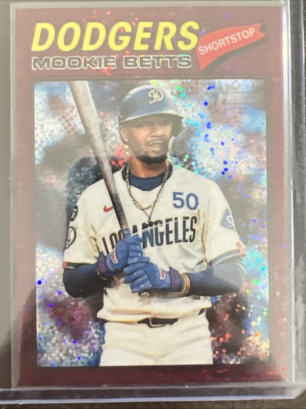 Topps 2026 Heritage Mookie Betts Dodgers #12 Chrome Burgundy Sparkle