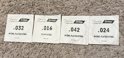 New Guitar Strings Lot of 4 Mixed Vintage Fender Steal .032 .016 .042 .024