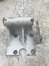 Cat Caterpillar 3126 Marine Diesel Engine motor mount bracket