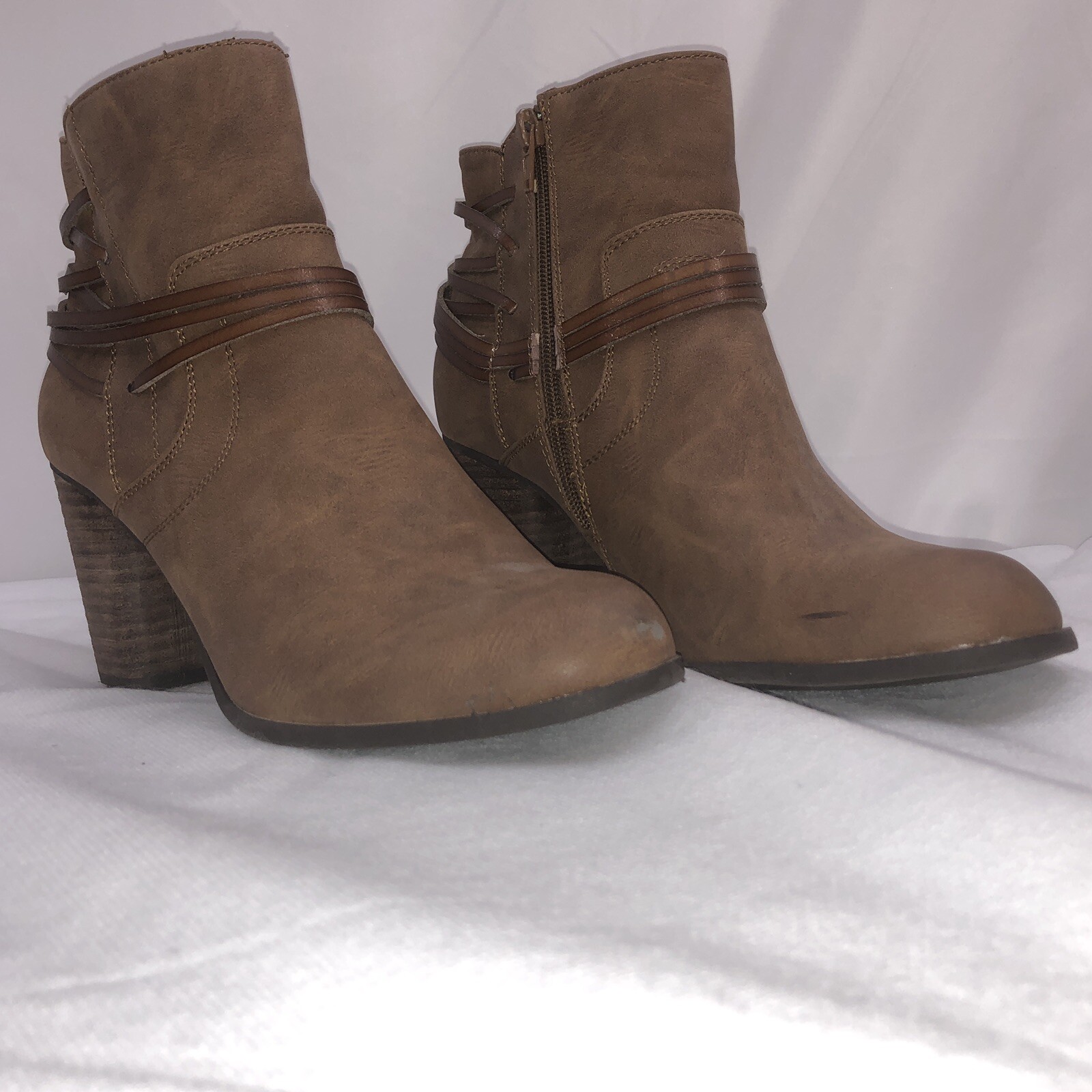 MADDEN GIRL DENICE COGNAC ANKLE BOOTIES WOMENS BOOTS … Gem