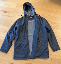 DERBE HAMBURG TREKHOLM Herren Regenjacke Winterjacke Gr. L wie Neu in Schwarz