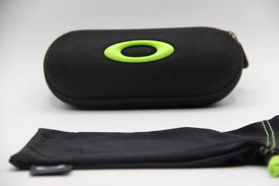 NEW OAKLEY BLACK GREEN ZIPPER SMALL AUTHENTIC EYEGLASSES SUNGLASSES CASE W/POUCH