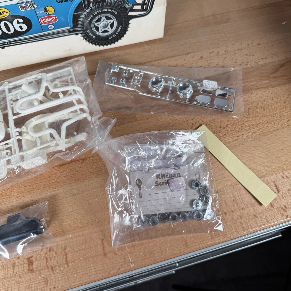 Tamiya Sand Scorcher Racing Buggy Body Parts Set - 5111-3200 - RARE, No Stickers - Image 3 of 4