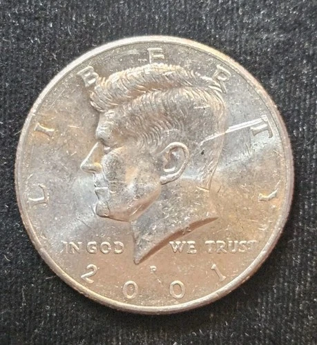 AU 2001-P 50C Kennedy Half Dollar