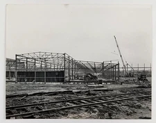 1940s Railyard Steel Building Construction Girders Crane Vintage Press Photo