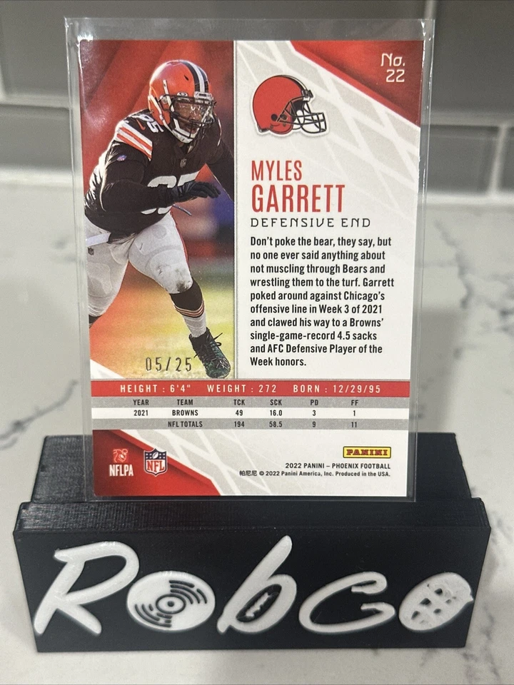 2022 Panini Phoenix Green Myles Garrett /25 Cleveland Browns #22 #'d 05/25 - Image 2 of 3
