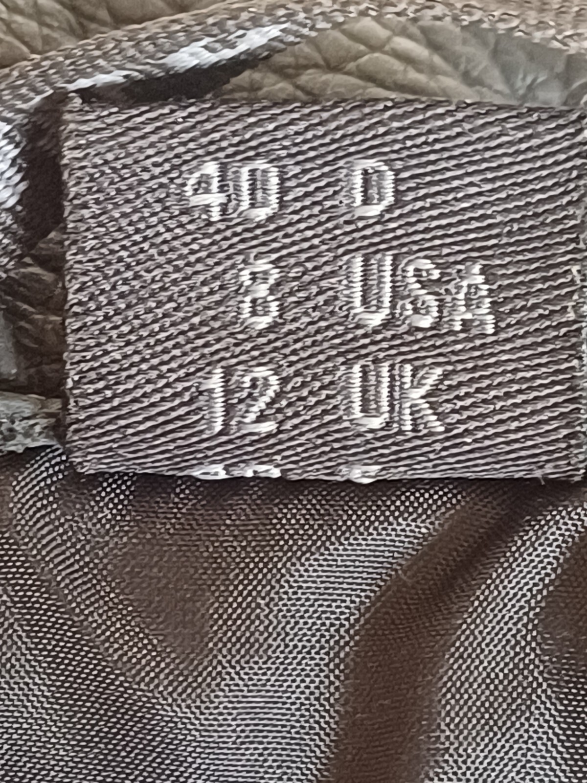 Picture 3 of 18