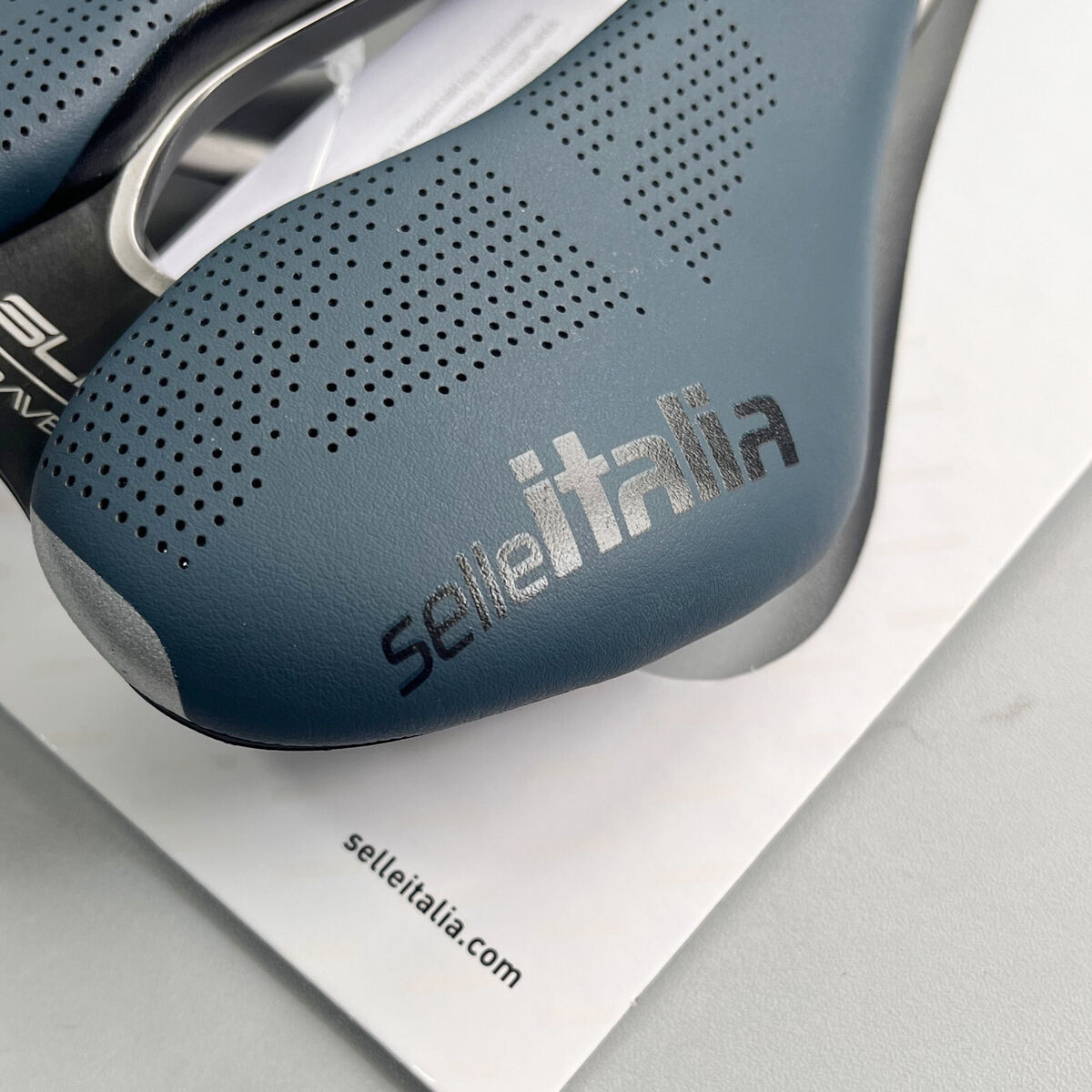 Selle Italia SLR Boost L3 145x248mm Gravel TI316 Superflow Selle Italia SLR Boost L3 145x248mm Gravel TI316 Superflow
