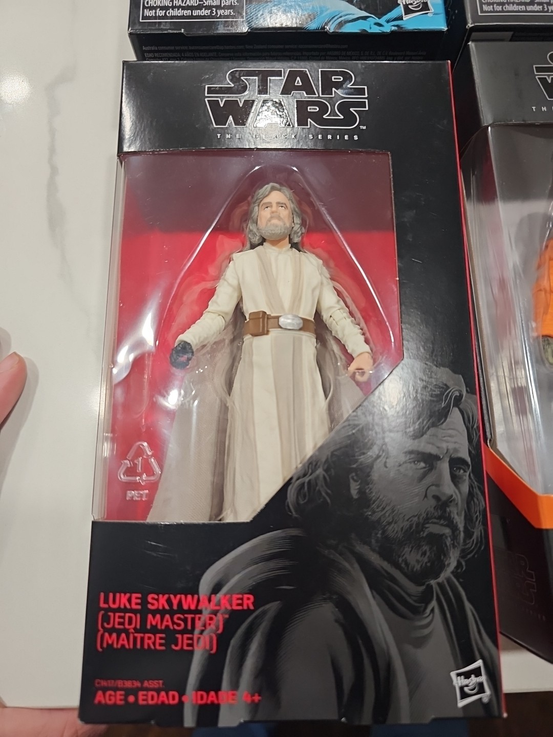 Star Wars - The Black Series - 4 Figurines NIB Yoda, Skywalker, Obi-wan