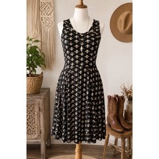 Effies Heart Oui Black Bee Print Fit and Flare Dress Pockets 1X Cotton Whimsy