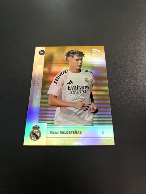 Topps Real Madrid Team Set Victor Valdepenas /50 Numbered RC