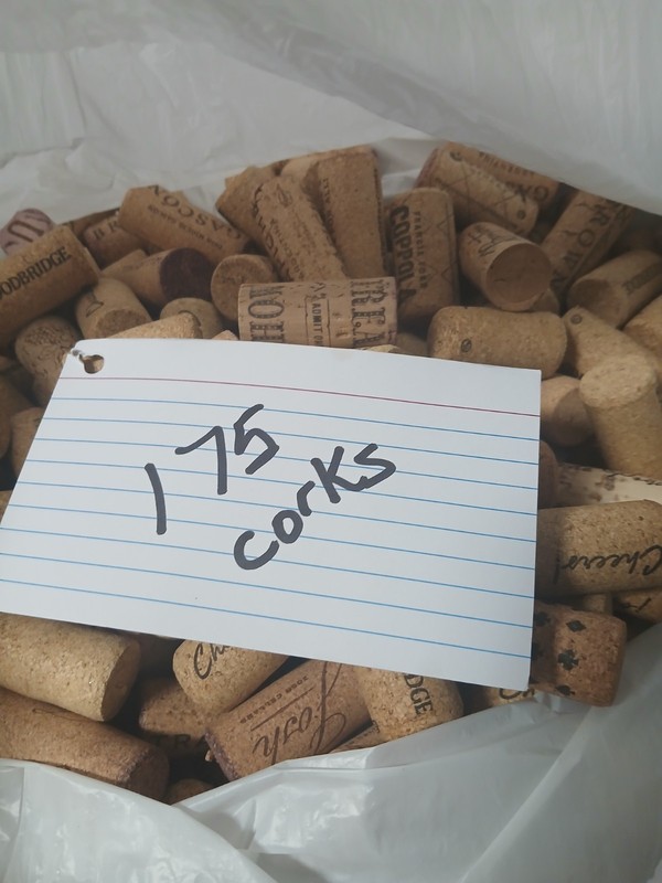 Approx. 175 qty. of Used Wine CORKS Huge Lot  -100% CORK L6