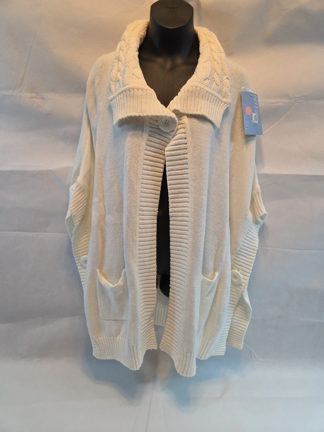 Lululemon Opened Up Pullover Poncho Sweater Knit Hooded Off White/ Cr Eam M