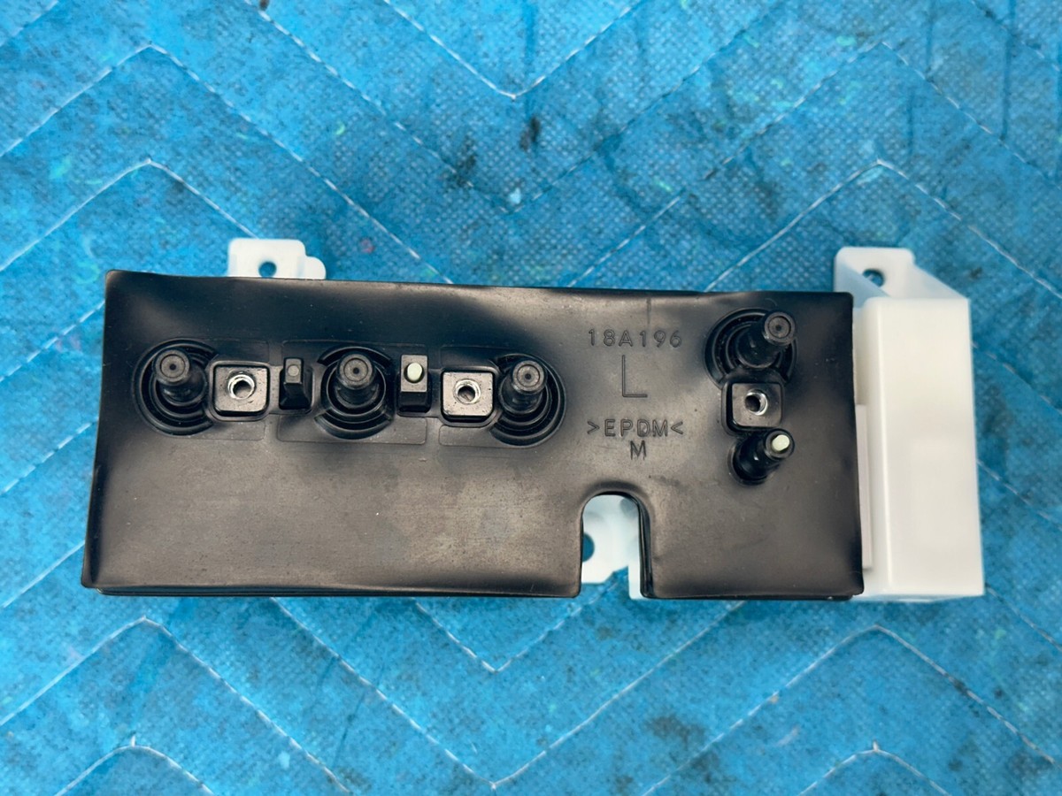 Lexus LX570 Front Driver's Side Power Seat Position Switch 2010