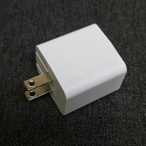 Double chargeur mural Insignia 35 W USB-C PD 2.0 charge rapide blanc NS-MW335C2W22-C - Photo 2 sur 3