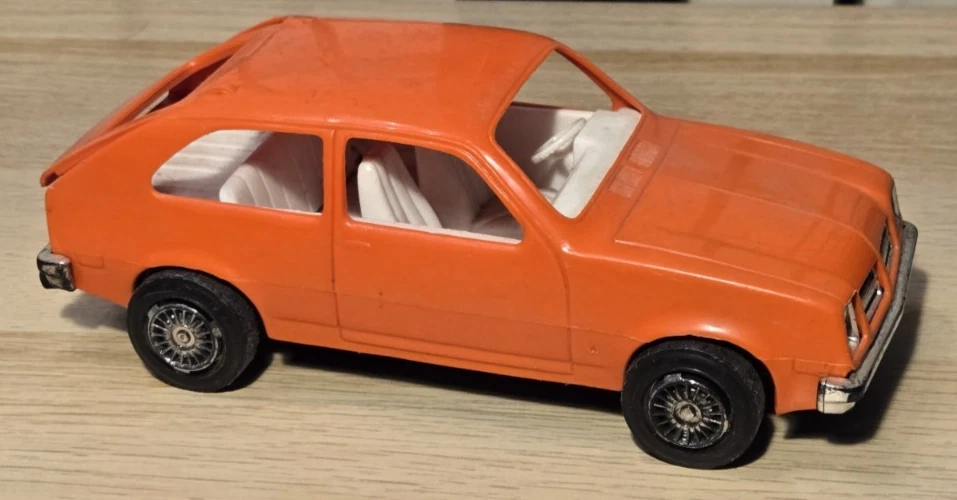 Vintage Chevrolet Chevette Rally Coupe Hatchback Car USA Processed Plastics 9100 - Image 4 of 4