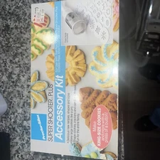 Vintage Proctor-Silex Super Shooter Plus Accessory Kit missing 12 reg disc