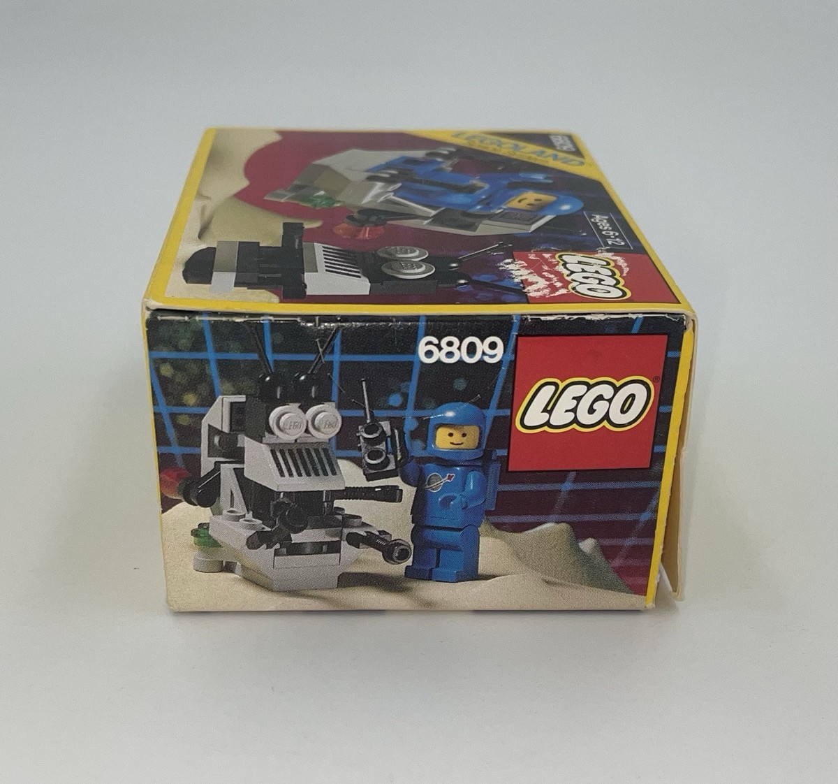LEGO Space: XT-5 and Droid (6809) for sale online | eBay
