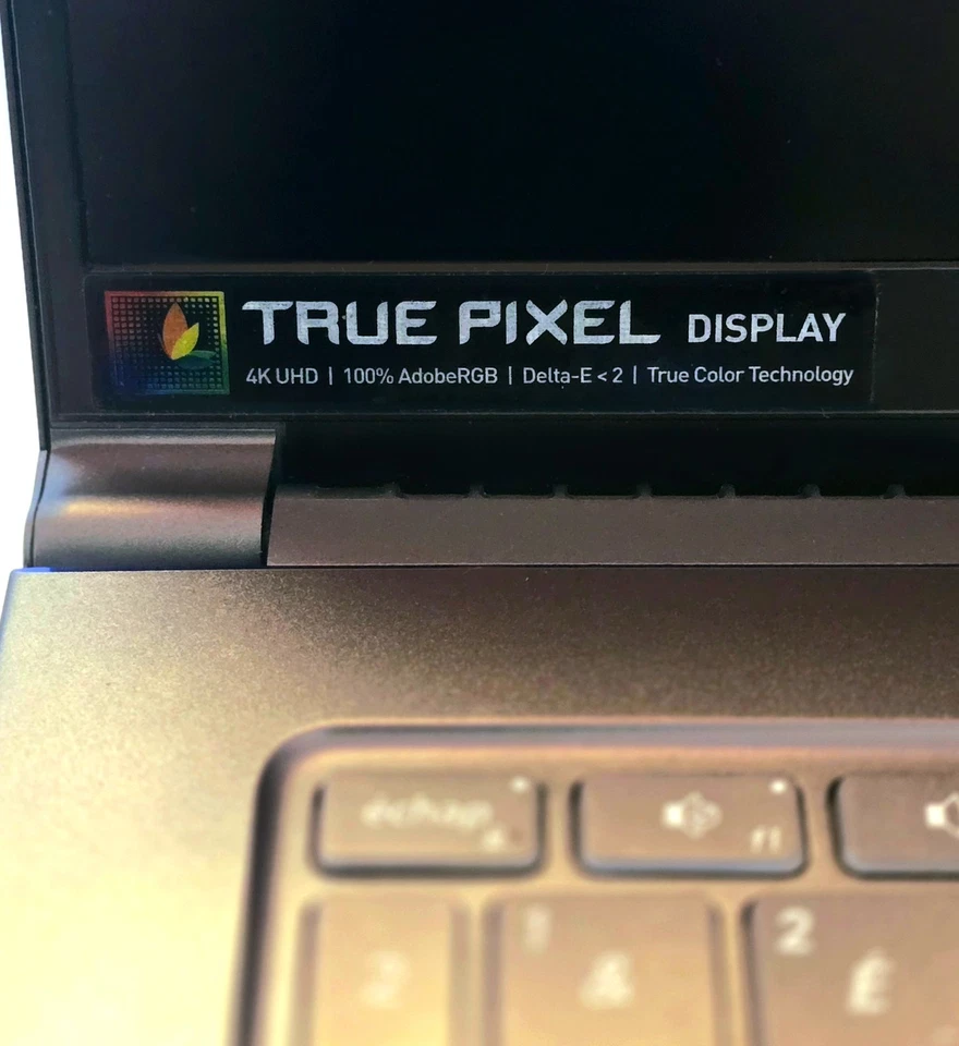 MSI Prestige 15-i7 10ᵉ–GTX 1650–SSD 512 Go-Écran Mat 4K–Très bon état–Avec boîte - Photo 3/4